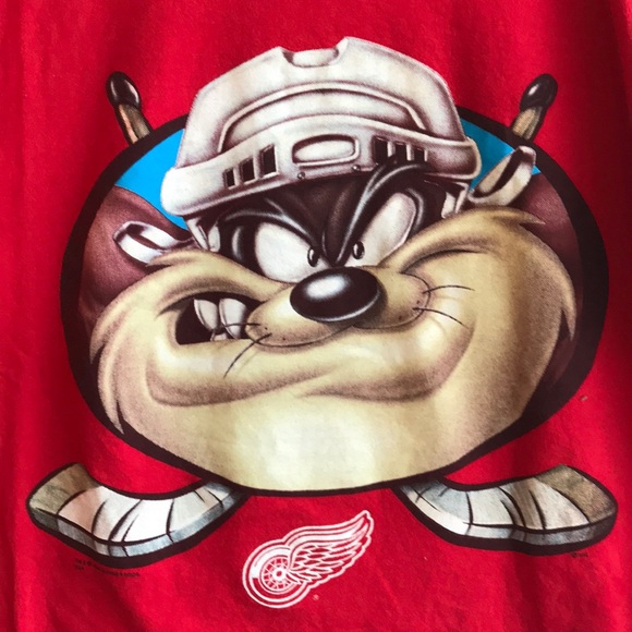 Tasmanian Devil Detroit Red Wings T-Shirt - Picture 2 of 4